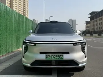 2026 IM Motors (Zhiji) LS9 с пробегом 17 000 км