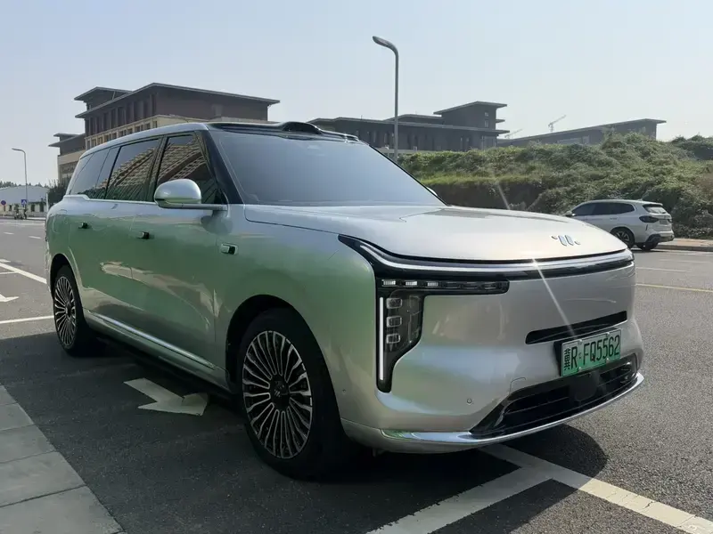 2026 IM Motors (Zhiji) LS9 с пробегом 17 000 км