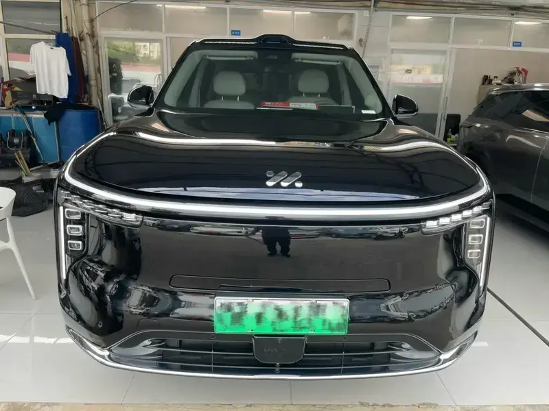 2026 IM Motors (Zhiji) LS9 с пробегом 14 000 км