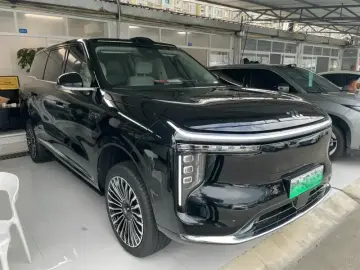 2026 IM Motors (Zhiji) LS9 с пробегом 14 000 км
