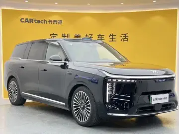 2026 IM Motors (Zhiji) LS9 с пробегом 4 000 км