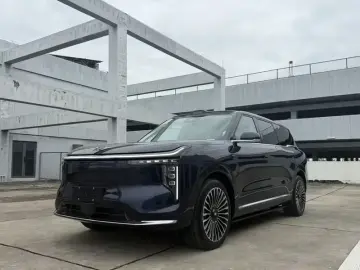 2026 IM Motors (Zhiji) LS9 с пробегом 13 000 км