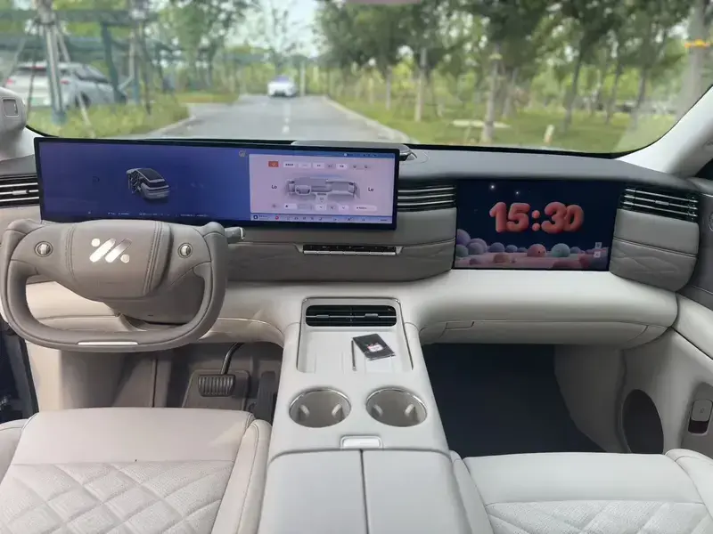 2026 IM Motors (Zhiji) LS9 с пробегом 11 000 км