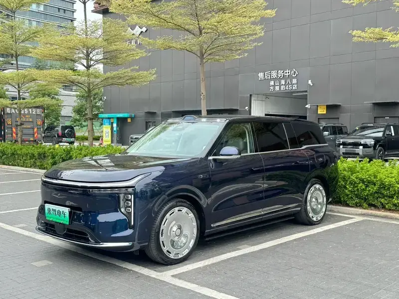 2026 IM Motors (Zhiji) LS9 с пробегом 20 000 км