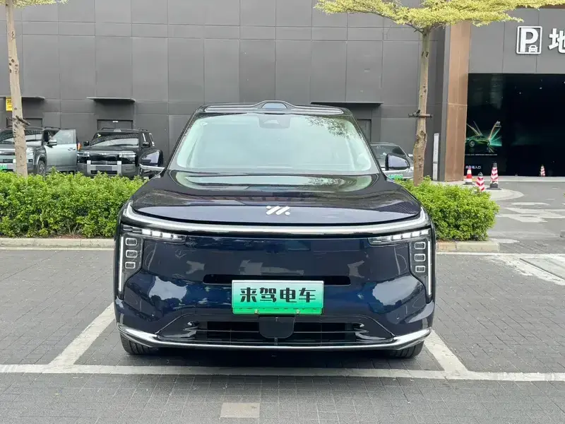 2026 IM Motors (Zhiji) LS9 с пробегом 20 000 км