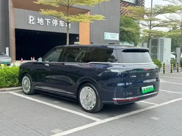 2026 IM Motors (Zhiji) LS9 с пробегом 20 000 км