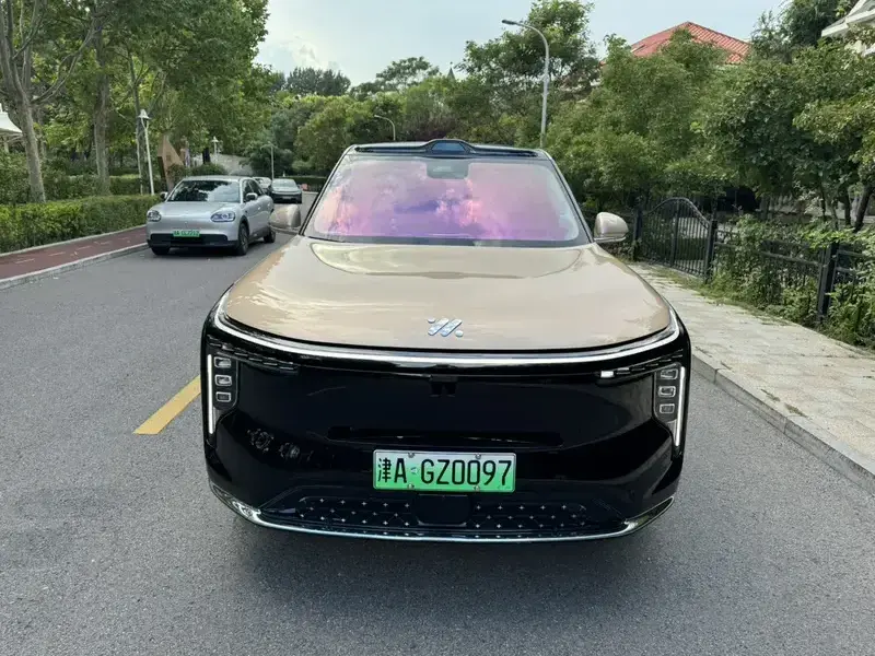 2026 IM Motors (Zhiji) LS9 с пробегом 12 000 км