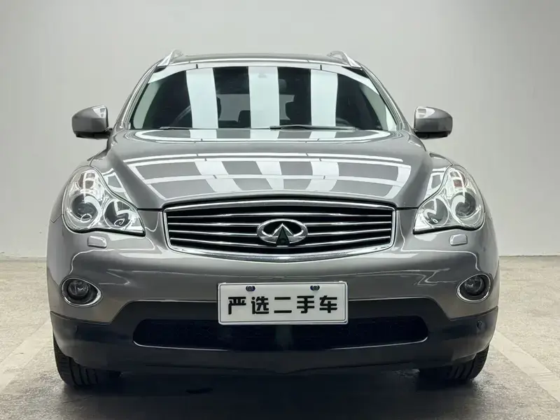 2009 Infiniti EX с пробегом 150 000 км