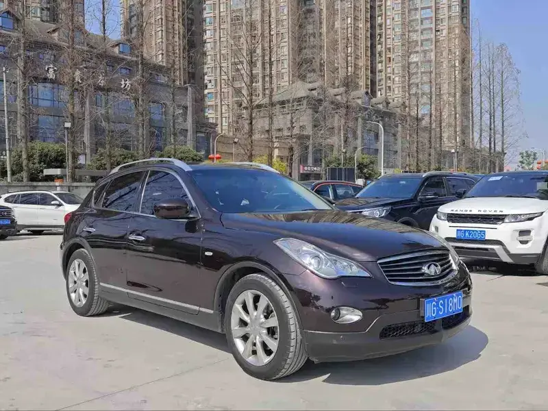 2010 Infiniti EX с пробегом 160 000 км