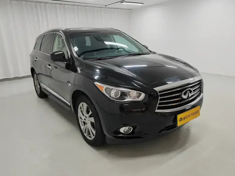 2013 Infiniti JX с пробегом 82 000 км