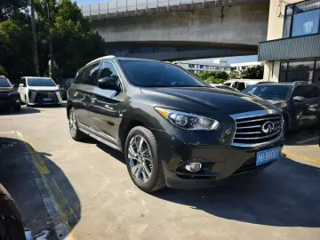 2013 Infiniti JX с пробегом 215 000 км