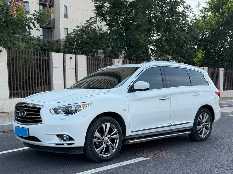 2013 Infiniti JX с пробегом 119 000 км