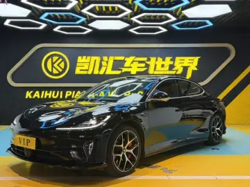 IM Motors (Zhiji) L6