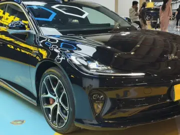 2025 IM Motors (Zhiji) L6 с пробегом 20 000 км