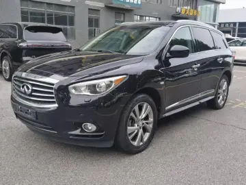 2013 Infiniti JX с пробегом 180 000 км