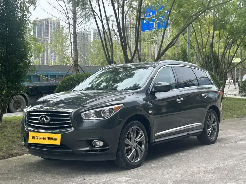 2013 Infiniti JX с пробегом 160 000 км