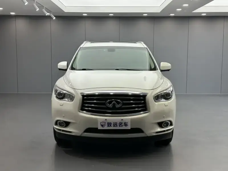 2013 Infiniti JX с пробегом 63 000 км