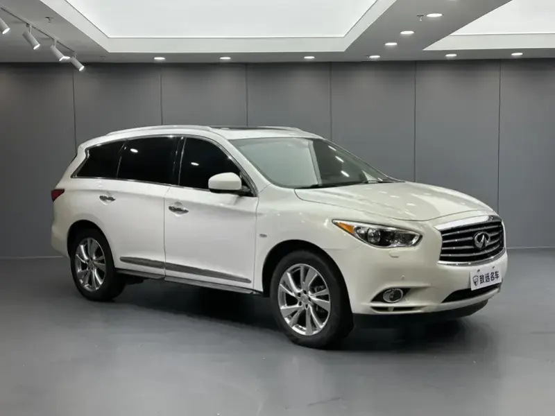 2013 Infiniti JX с пробегом 63 000 км