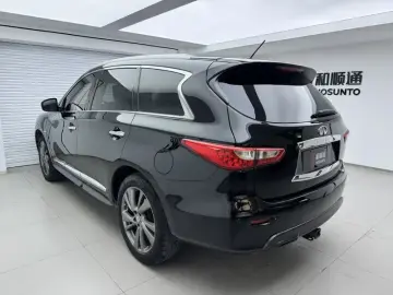 2013 Infiniti JX с пробегом 141 000 км