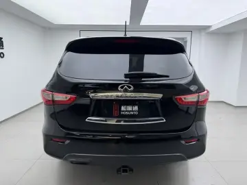 2013 Infiniti JX с пробегом 141 000 км