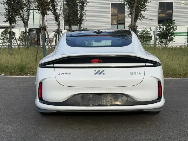 2024 IM Motors (Zhiji) L6 с пробегом 84 000 км