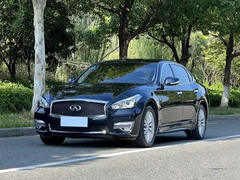2019 Infiniti Q70 с пробегом 44 000 км