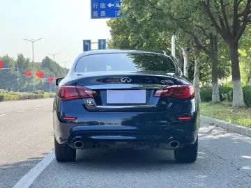 2019 Infiniti Q70 с пробегом 44 000 км