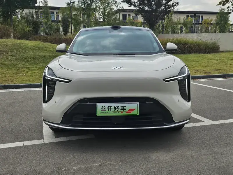 2026 IM Motors (Zhiji) LS6 с пробегом 19 000 км