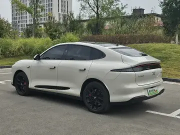 2026 IM Motors (Zhiji) LS6 с пробегом 19 000 км