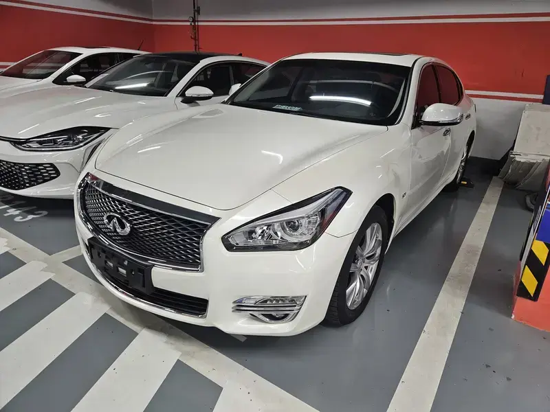 2019 Infiniti Q70 с пробегом 71 000 км