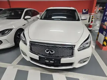 2019 Infiniti Q70 с пробегом 71 000 км