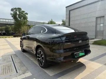 2026 IM Motors (Zhiji) LS6 с пробегом 5 000 км