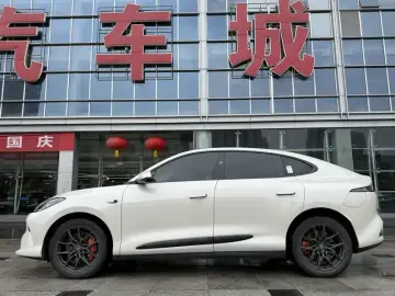 2025 IM Motors (Zhiji) LS6 с пробегом 49 000 км