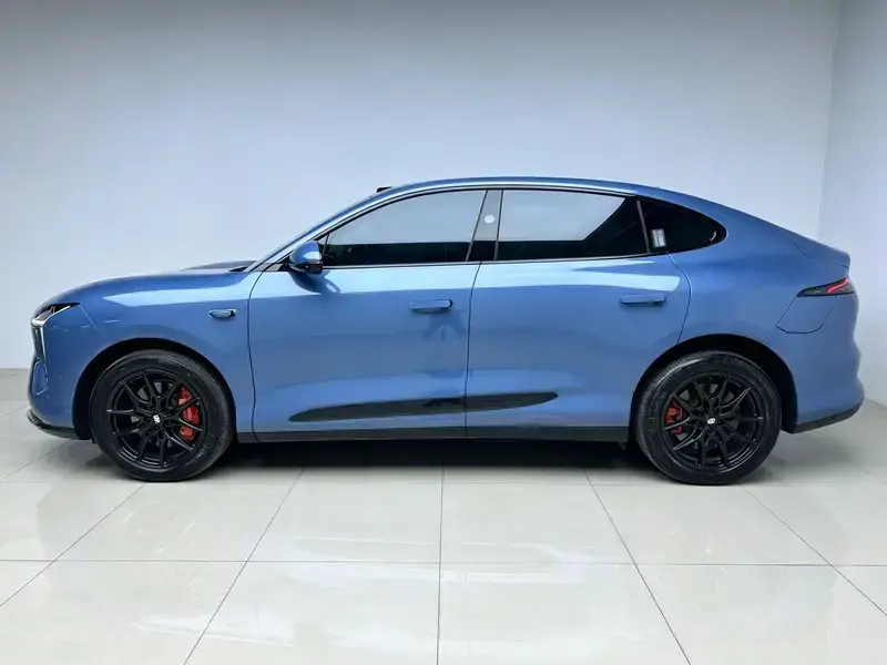 2026 IM Motors (Zhiji) LS6 с пробегом 21 000 км