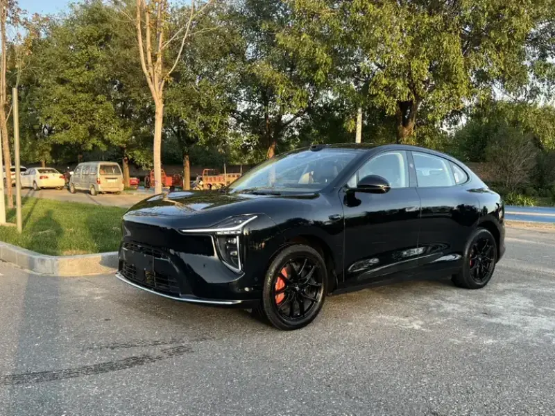 2026 IM Motors (Zhiji) LS6 с пробегом 17 000 км