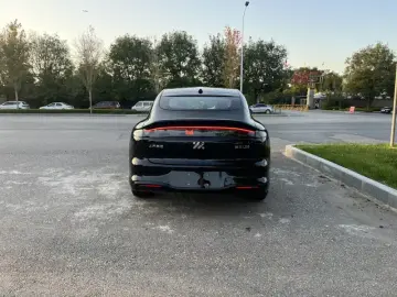 2026 IM Motors (Zhiji) LS6 с пробегом 17 000 км