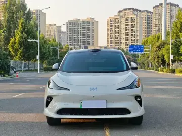 2025 IM Motors (Zhiji) LS6 с пробегом 17 000 км