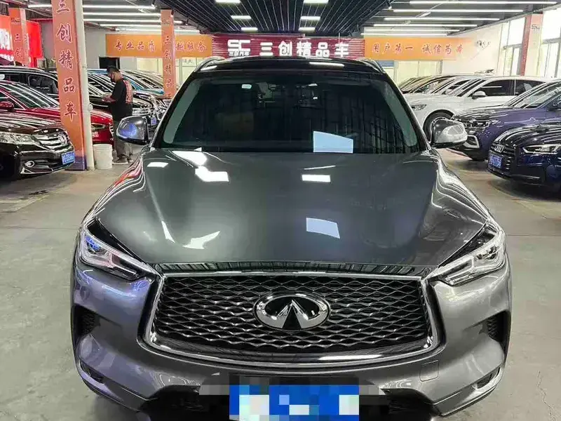 2026 Infiniti QX50 с пробегом 400 км