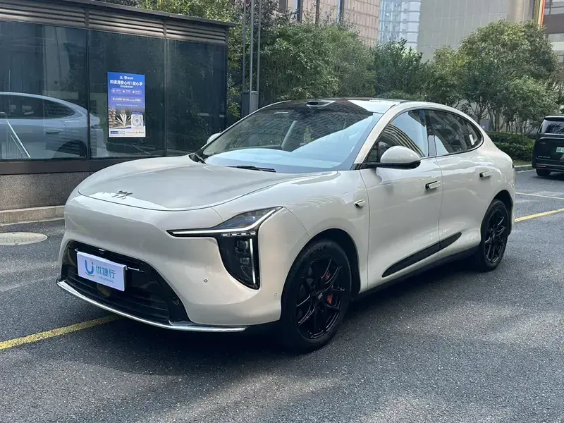 2026 IM Motors (Zhiji) LS6 с пробегом 28 000 км
