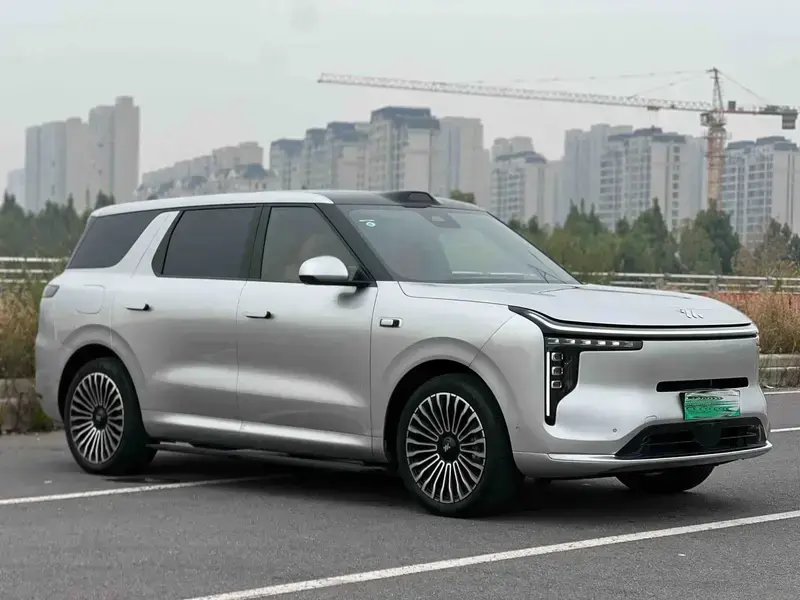 2026 IM Motors (Zhiji) LS8 с пробегом 7 000 км