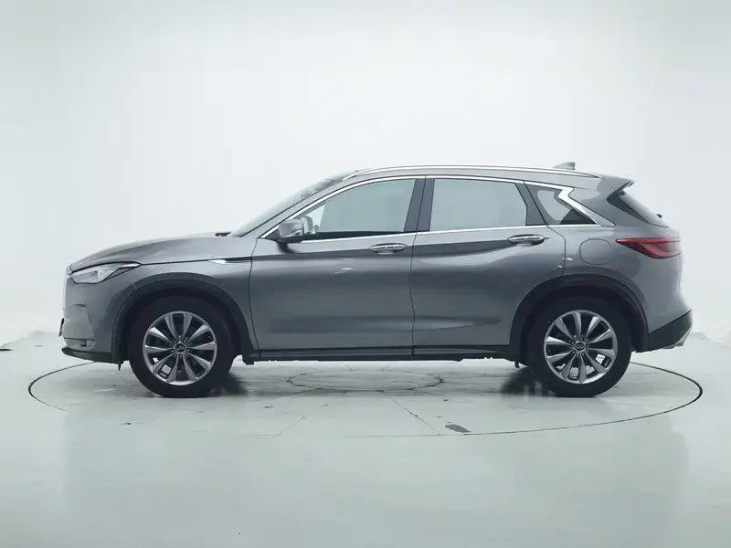 2020 Infiniti QX50 с пробегом 99 700 км