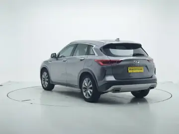2020 Infiniti QX50 с пробегом 99 700 км