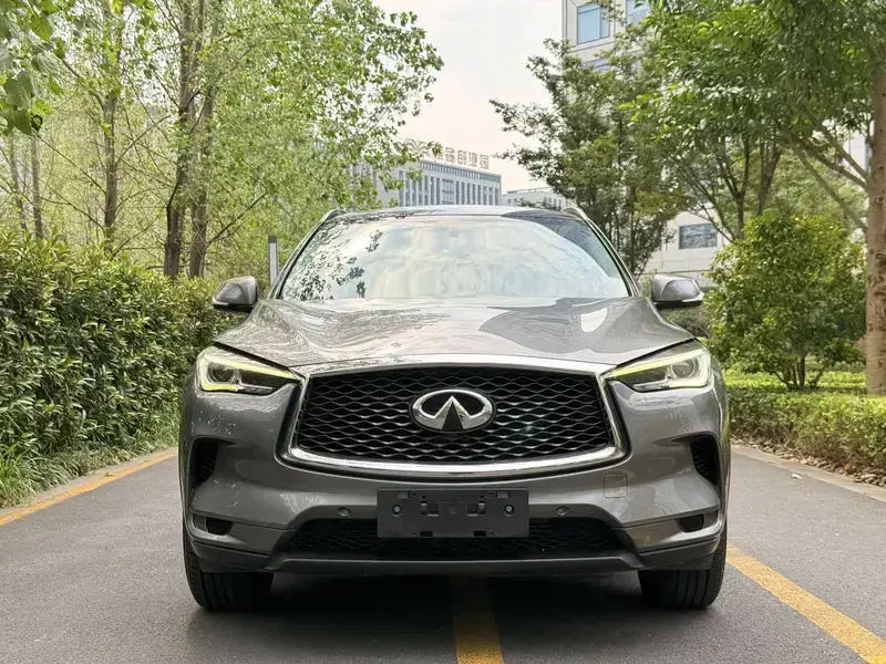 2020 Infiniti QX50 с пробегом 100 000 км
