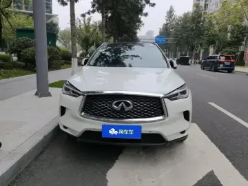 2020 Infiniti QX50 с пробегом 102 000 км