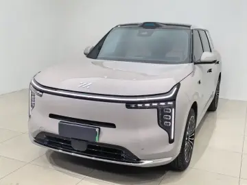 IM Motors (Zhiji) LS8