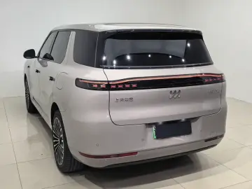 2026 IM Motors (Zhiji) LS8 с пробегом 13 000 км