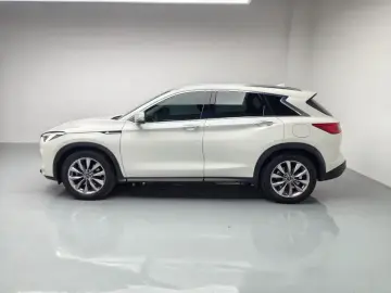 2020 Infiniti QX50 с пробегом 48 400 км