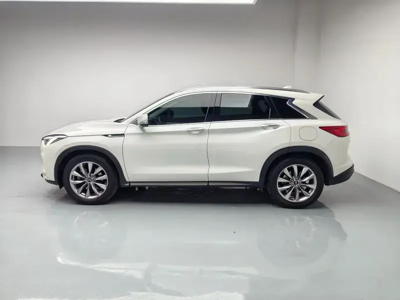 2020 Infiniti QX50 с пробегом 48 400 км