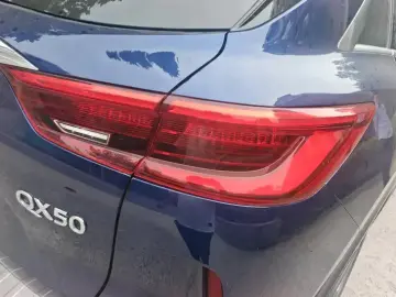 2018 Infiniti QX50 с пробегом 73 000 км