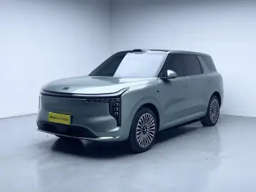 2026 IM Motors (Zhiji) LS8 с пробегом 8 300 км